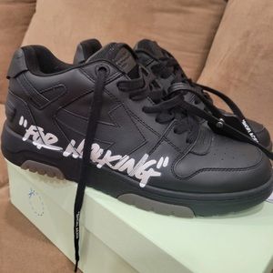 Off- White Dad Kicks